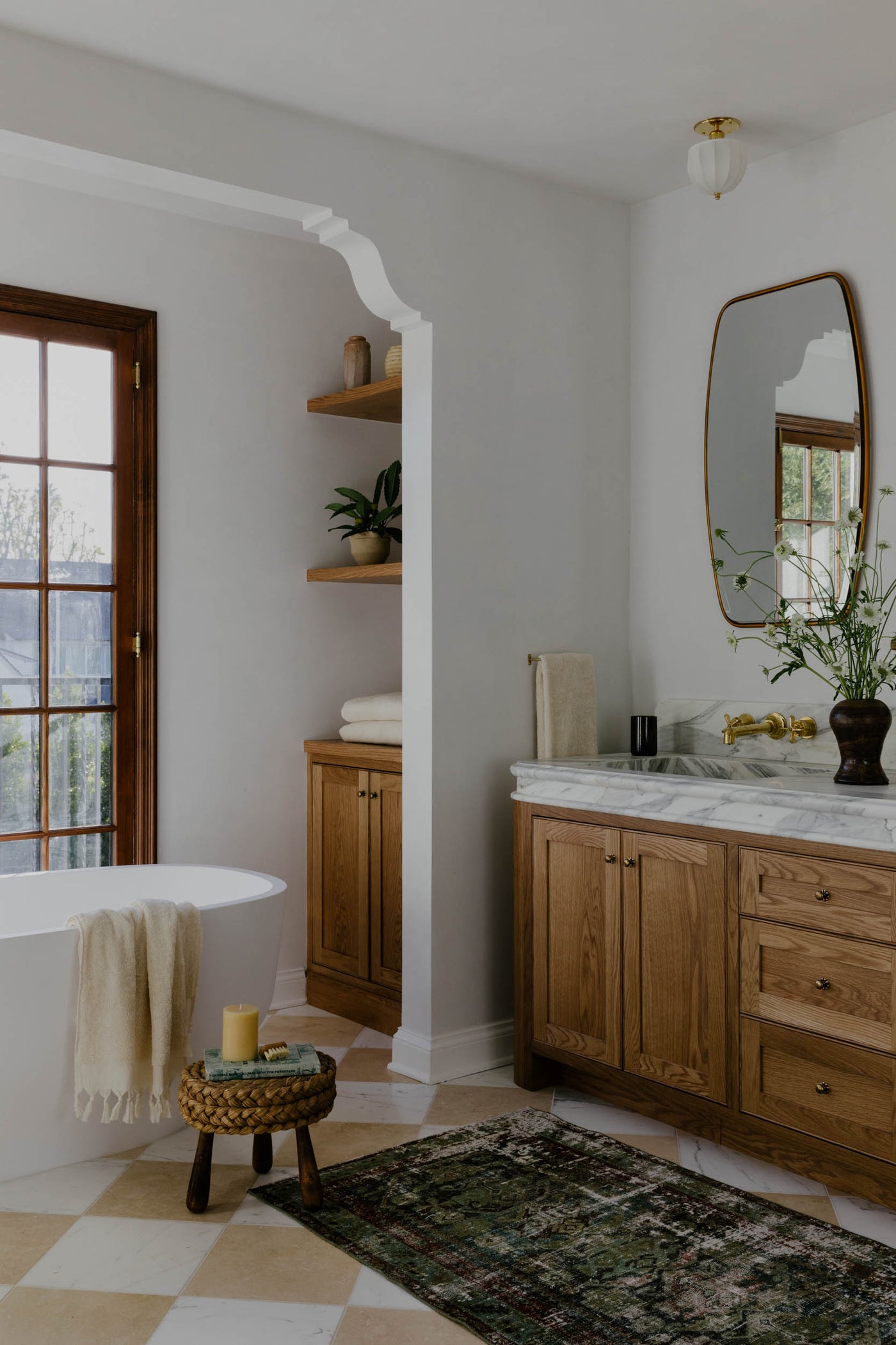Tess Interiors | With a focus on intentional, liveable luxury, it’s our goal to make every corner of your space feel like a natural extension of you. Based in Los Angeles; designing wherever you call home.
