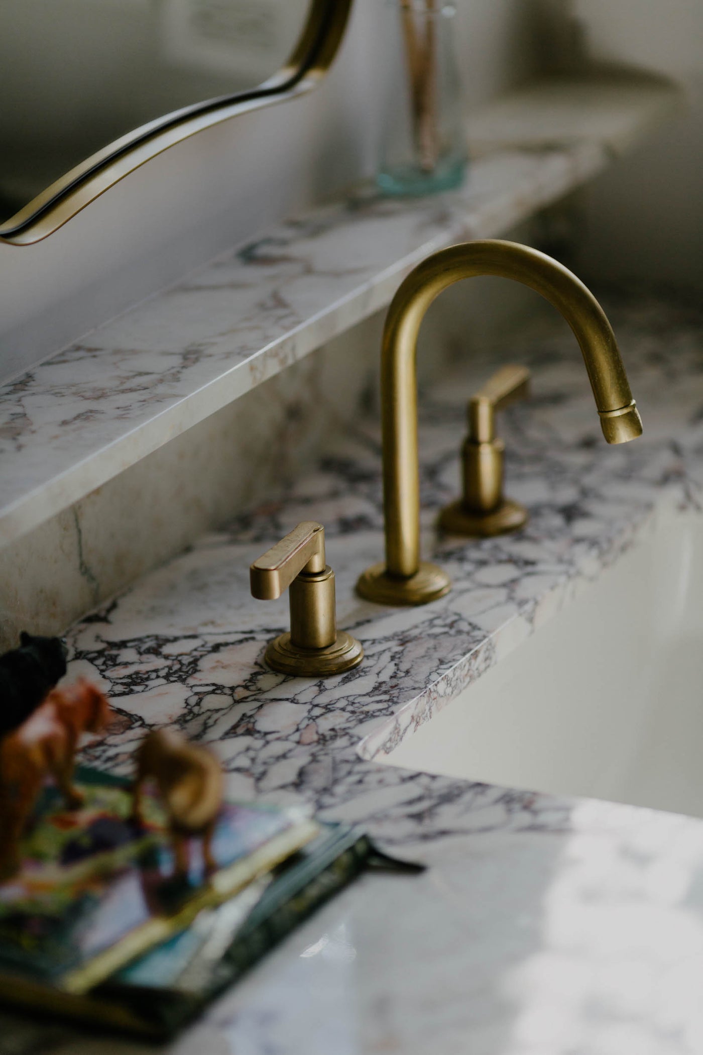 Tess Interiors | With a focus on intentional, liveable luxury, it’s our goal to make every corner of your space feel like a natural extension of you. Based in Los Angeles; designing wherever you call home.