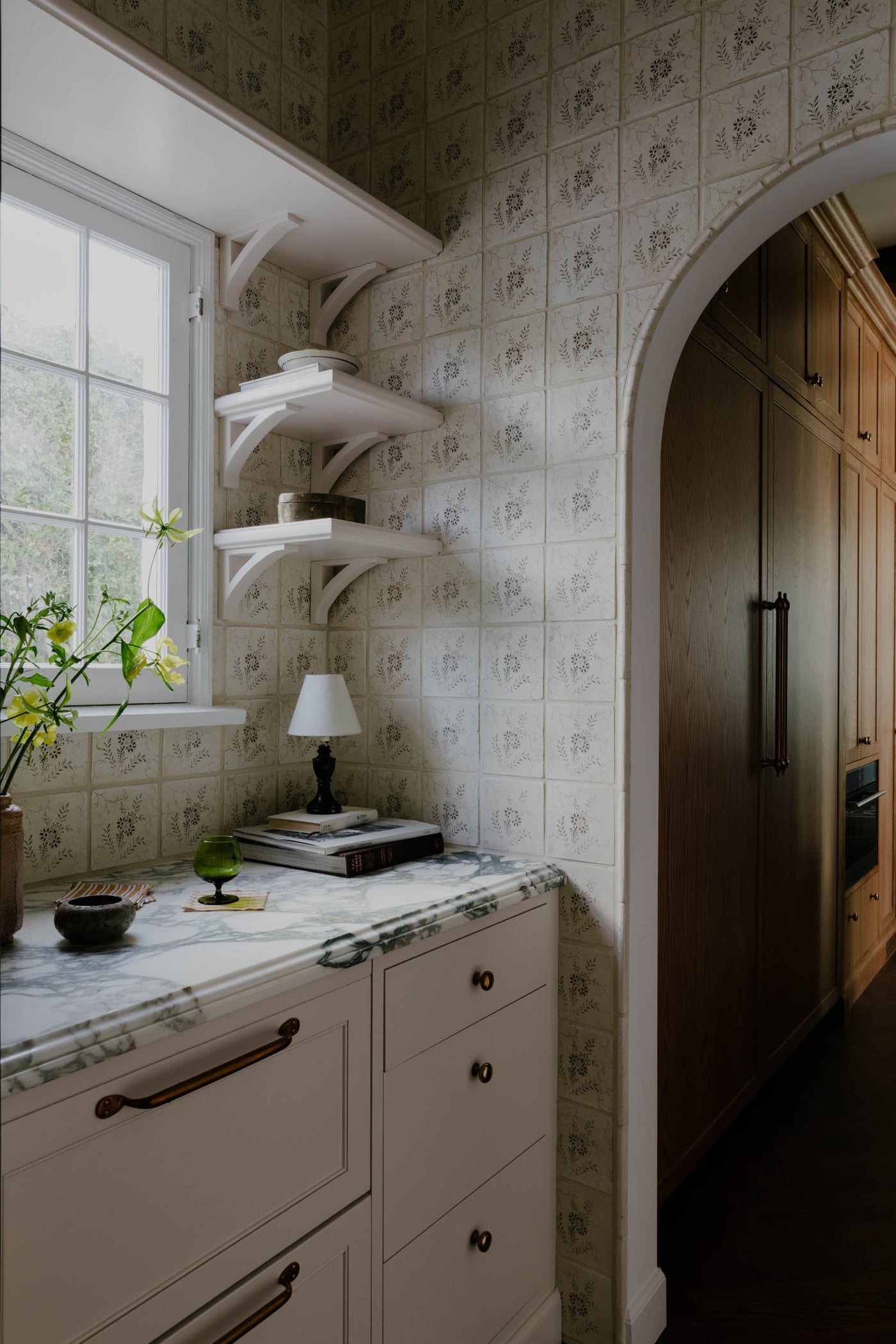 Tess Interiors | With a focus on intentional, liveable luxury, it’s our goal to make every corner of your space feel like a natural extension of you. Based in Los Angeles; designing wherever you call home.