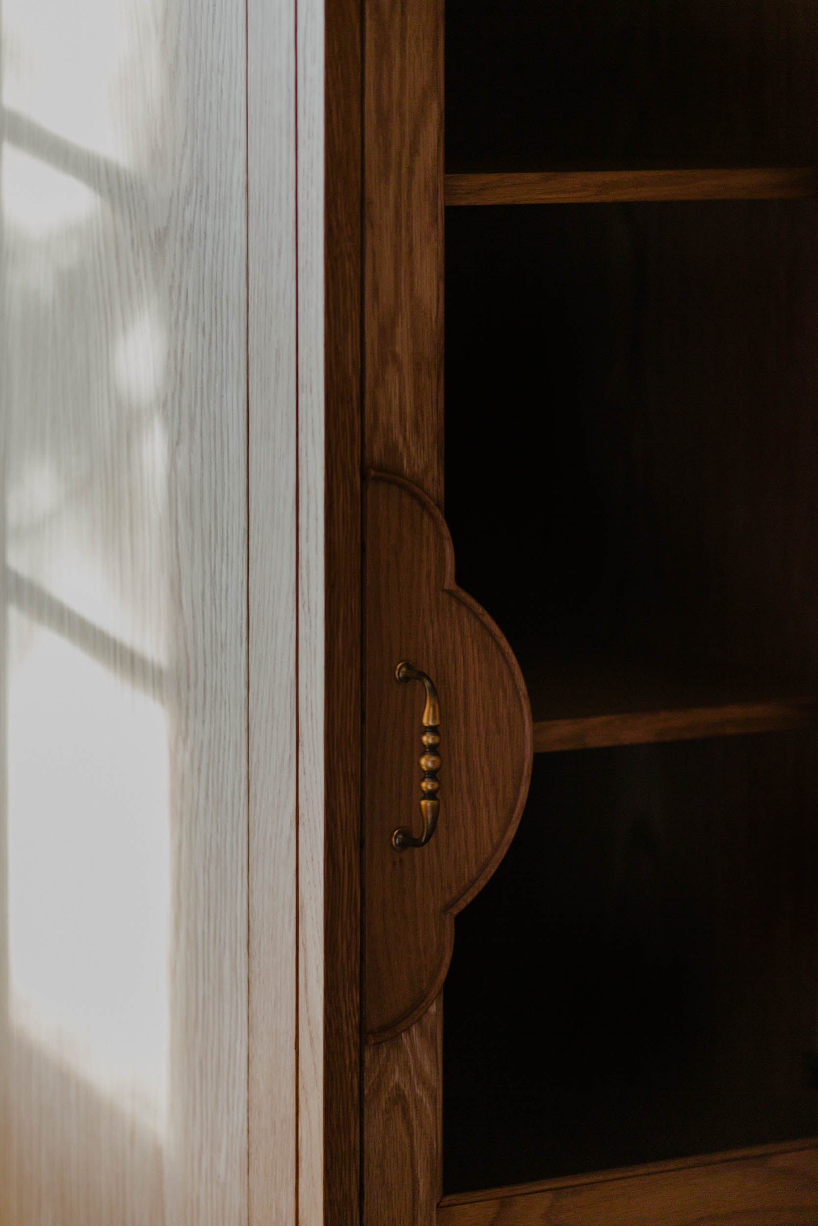 Tess Interiors | With a focus on intentional, liveable luxury, it’s our goal to make every corner of your space feel like a natural extension of you. Based in Los Angeles; designing wherever you call home.