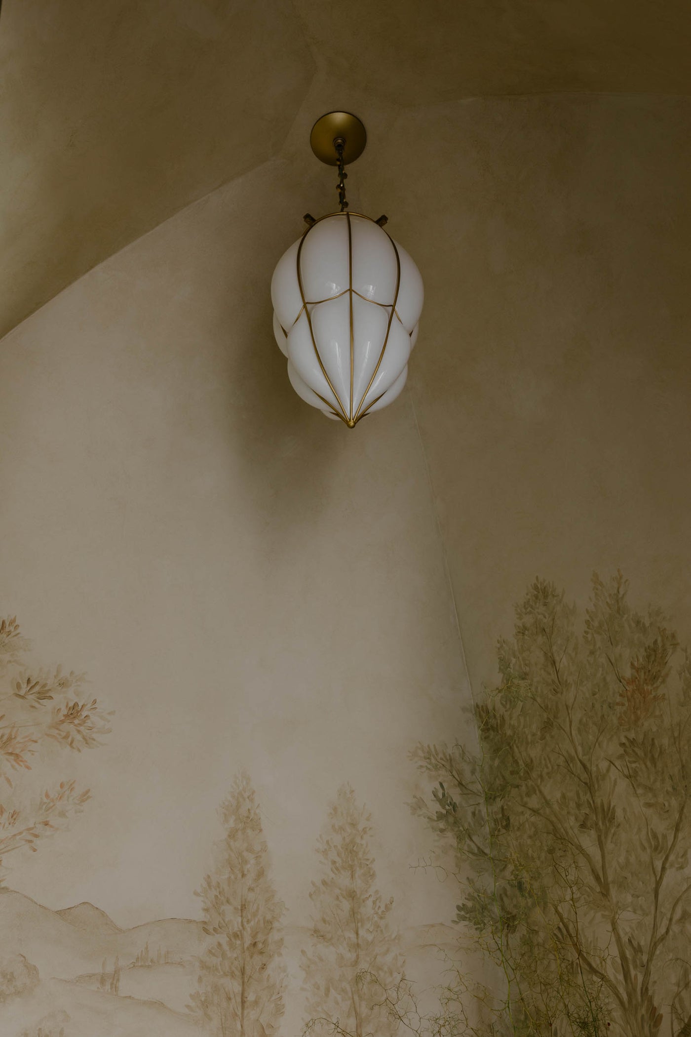 Tess Interiors | With a focus on intentional, liveable luxury, it’s our goal to make every corner of your space feel like a natural extension of you. Based in Los Angeles; designing wherever you call home.