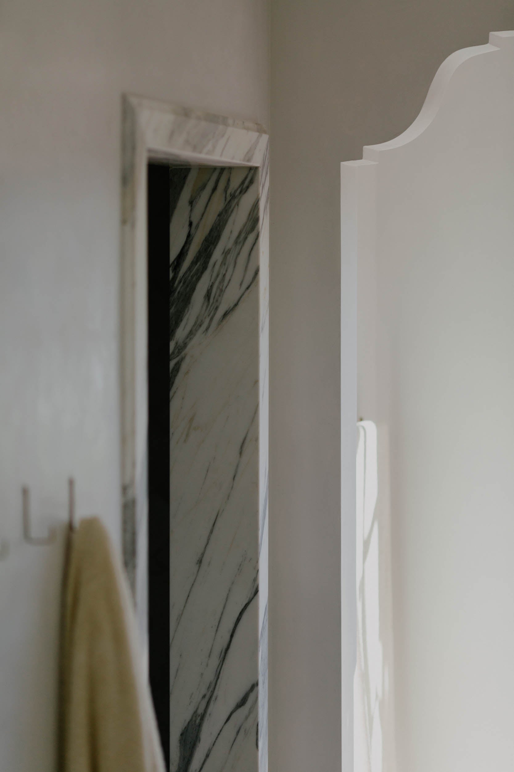 Tess Interiors | With a focus on intentional, liveable luxury, it’s our goal to make every corner of your space feel like a natural extension of you. Based in Los Angeles; designing wherever you call home.