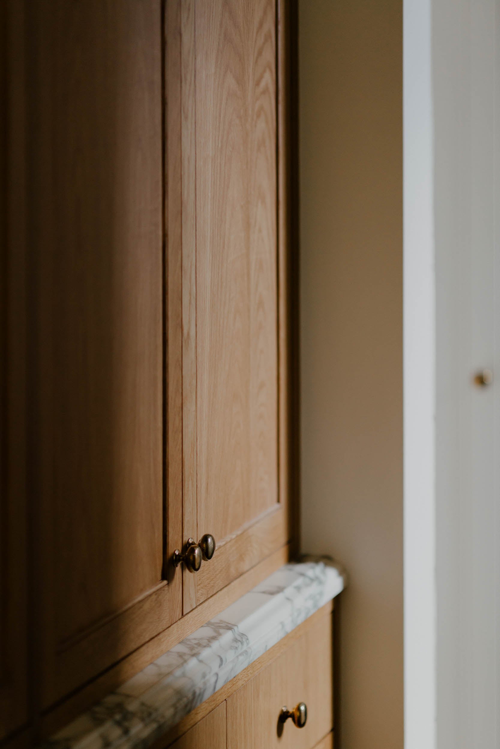 Tess Interiors | With a focus on intentional, liveable luxury, it’s our goal to make every corner of your space feel like a natural extension of you. Based in Los Angeles; designing wherever you call home.