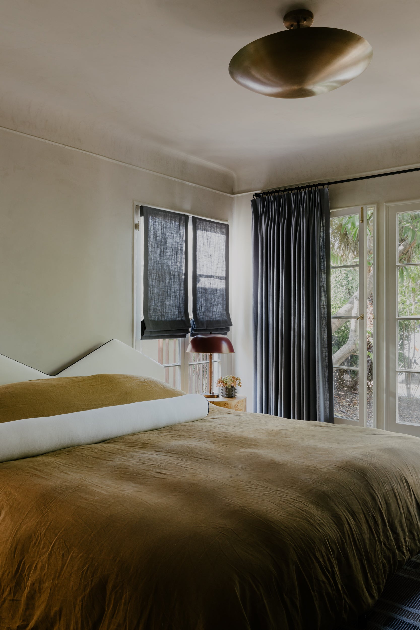 Tess Interiors | With a focus on intentional, liveable luxury, it’s our goal to make every corner of your space feel like a natural extension of you. Based in Los Angeles; designing wherever you call home.